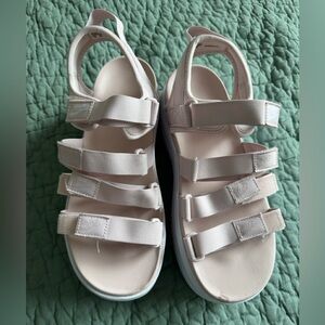 Nike Icon Classic Platform Sandals
